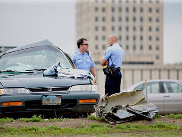 Police responding to a car accident.