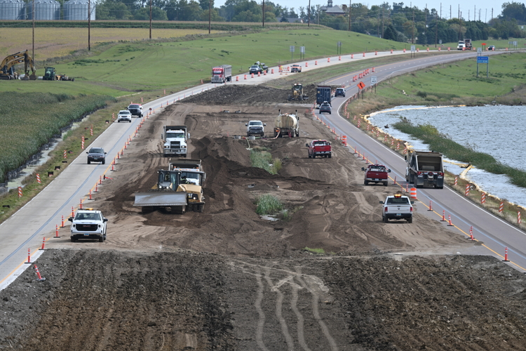 a work zone in between two lanes of traffic