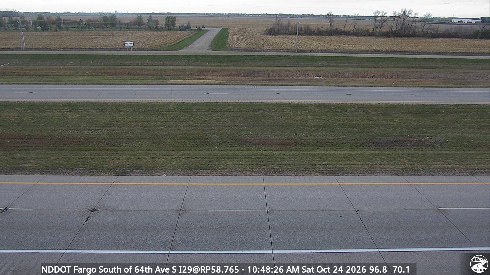 Webcam view of I-29 South of 64th Ave in Fargo, North Dakota t milepost 58.8