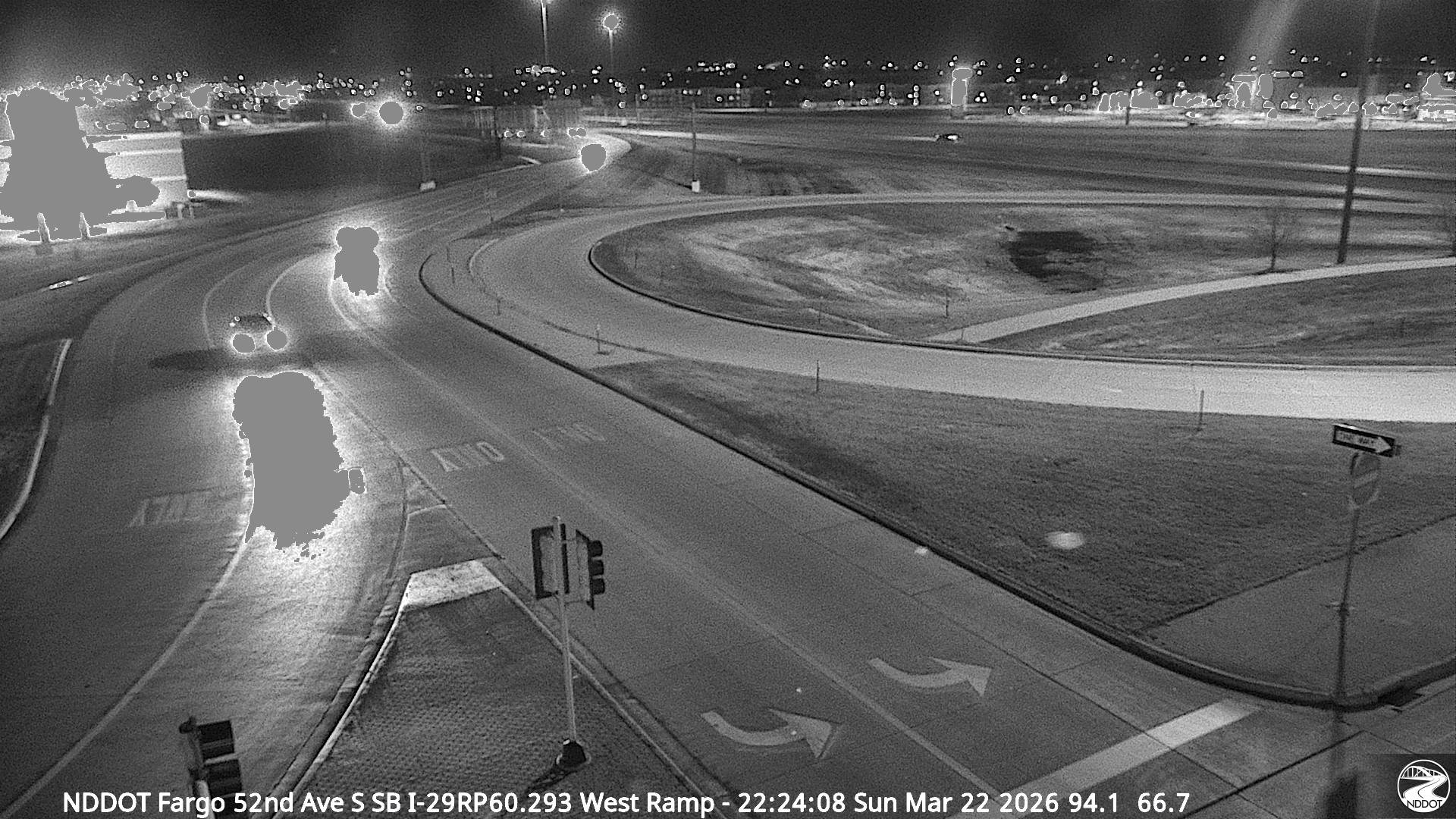 Fargo - 52nd Ave S North (I 29 MP 60.293) live webcam
