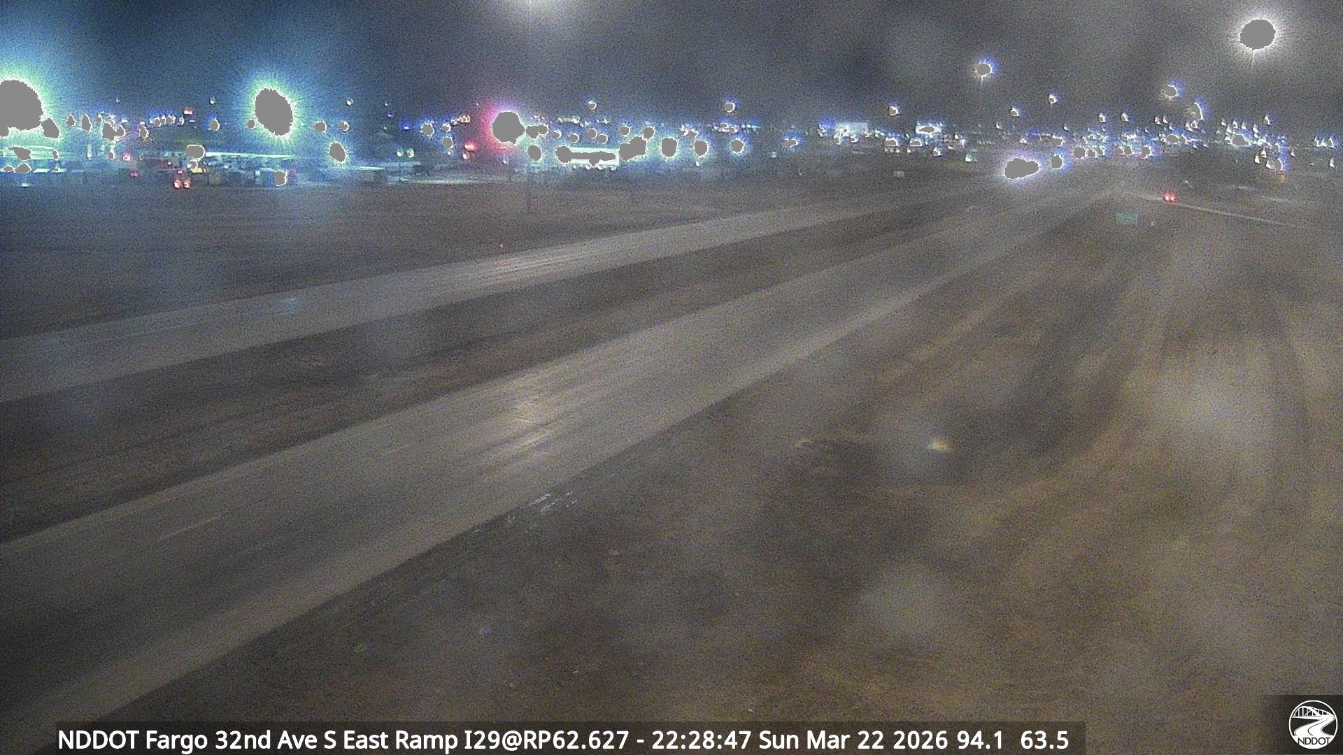 Fargo 32nd Ave S - North (I 29 MP 62.627) live webcam