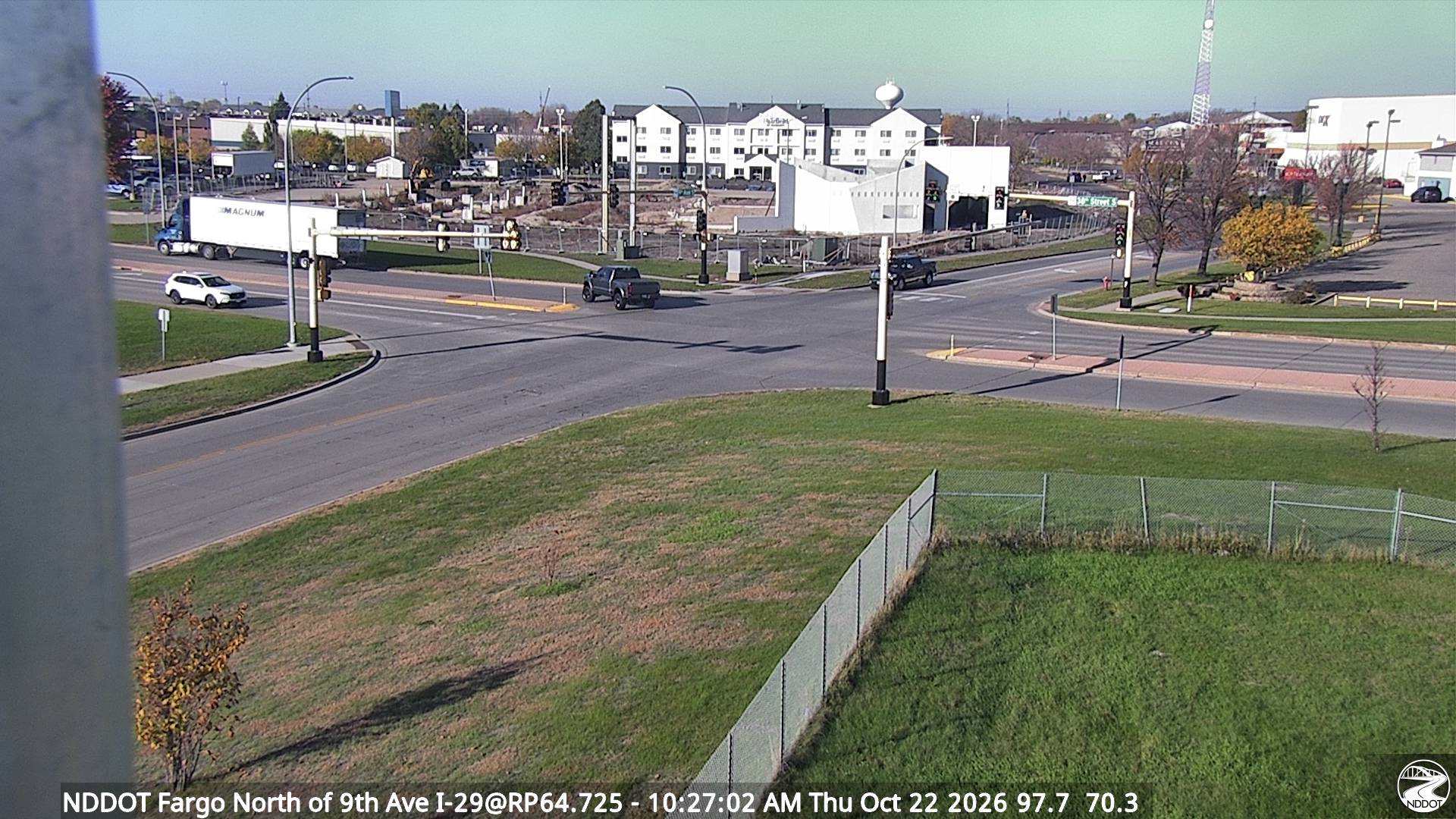 Webcam view of I-29 north of 9th Ave in Fargo, North Dakota at milepost 64.7