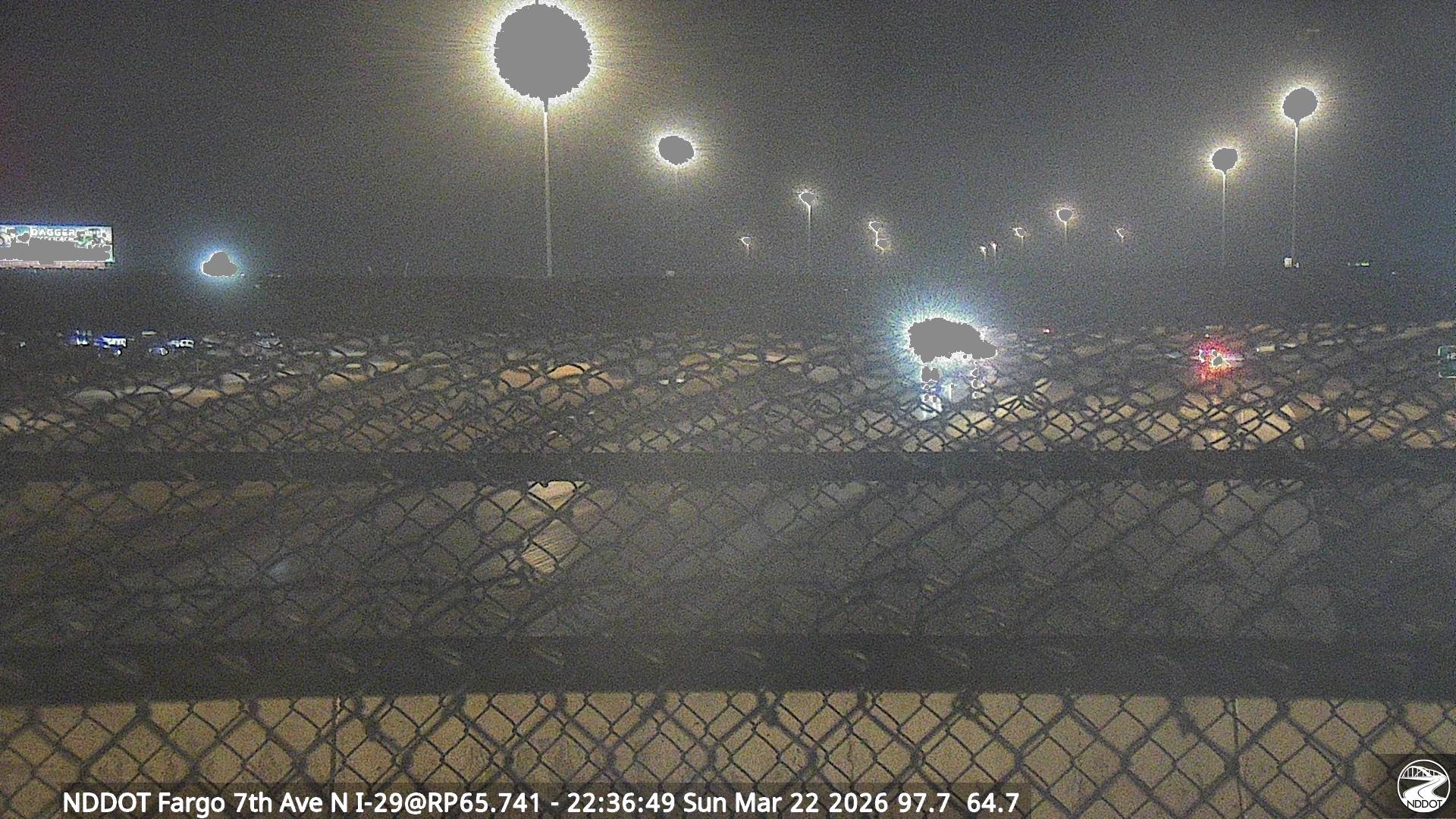Fargo - 7th Ave N North (I 29 MP 65.741) live webcam