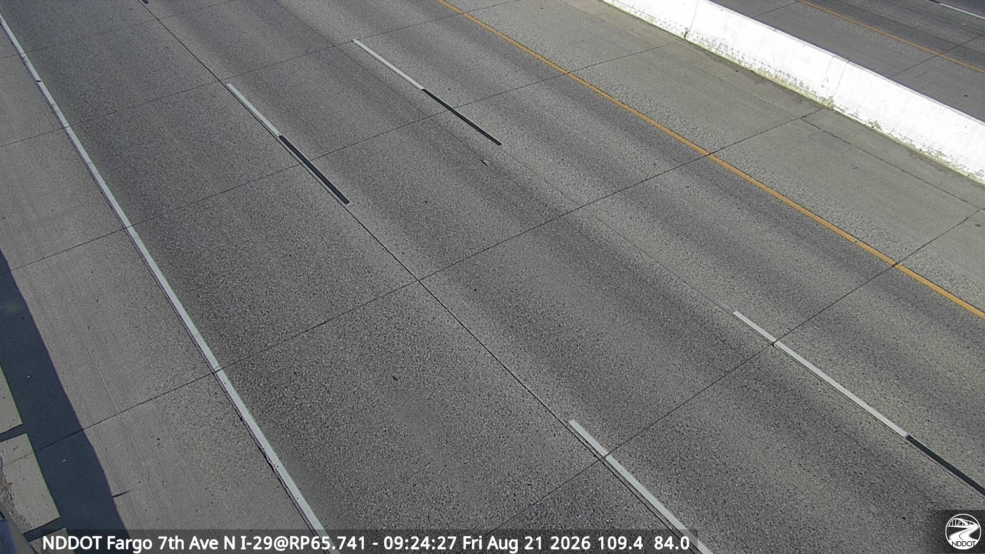 Webcam view of I-29 at 7th Ave in Fargo, North Dakota at milepost 65.7
