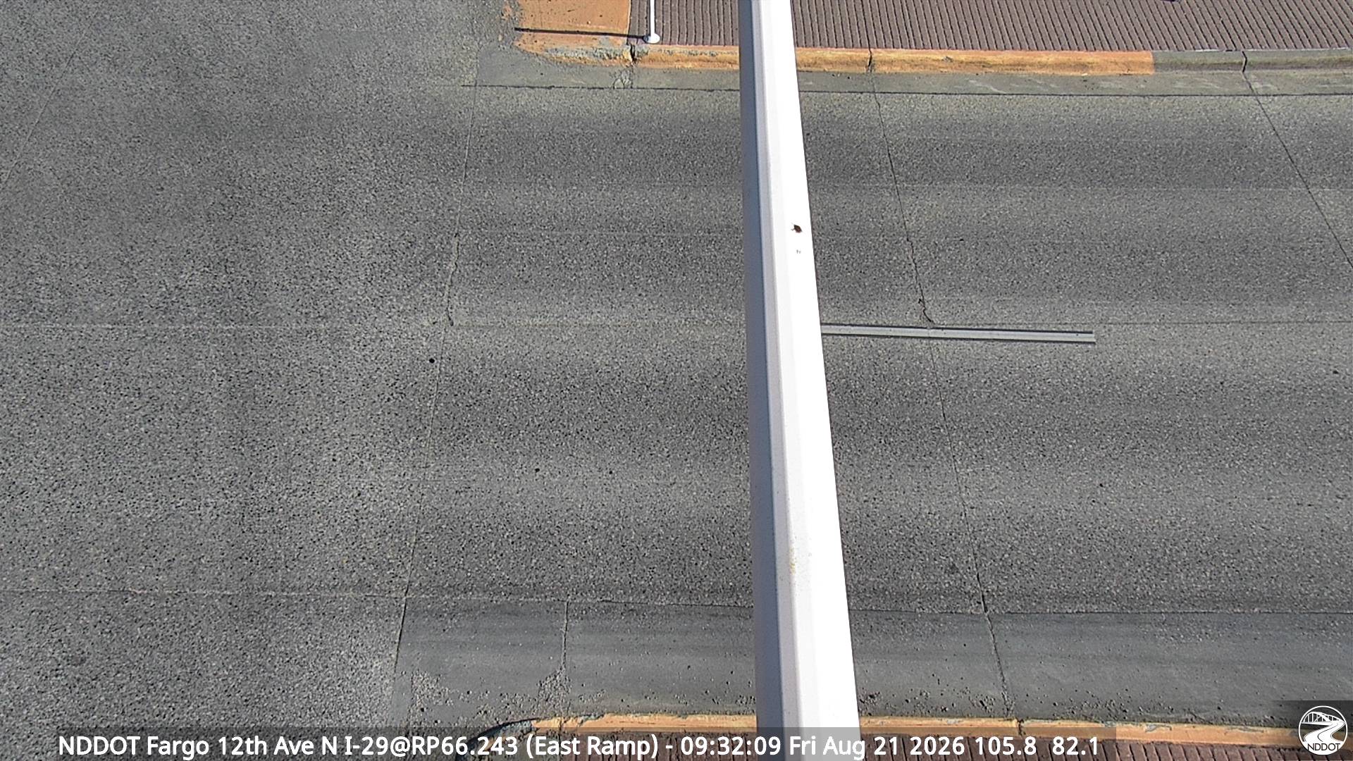 Webcam view of I-29 at 12th Ave in Fargo, North Dakota at milepost 66.2