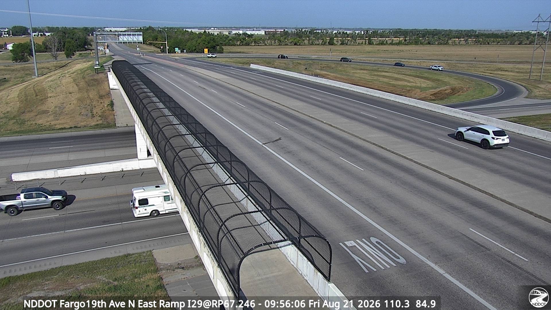 Webcam view of I-29 images at 19th Ave in Fargo, North Dakota