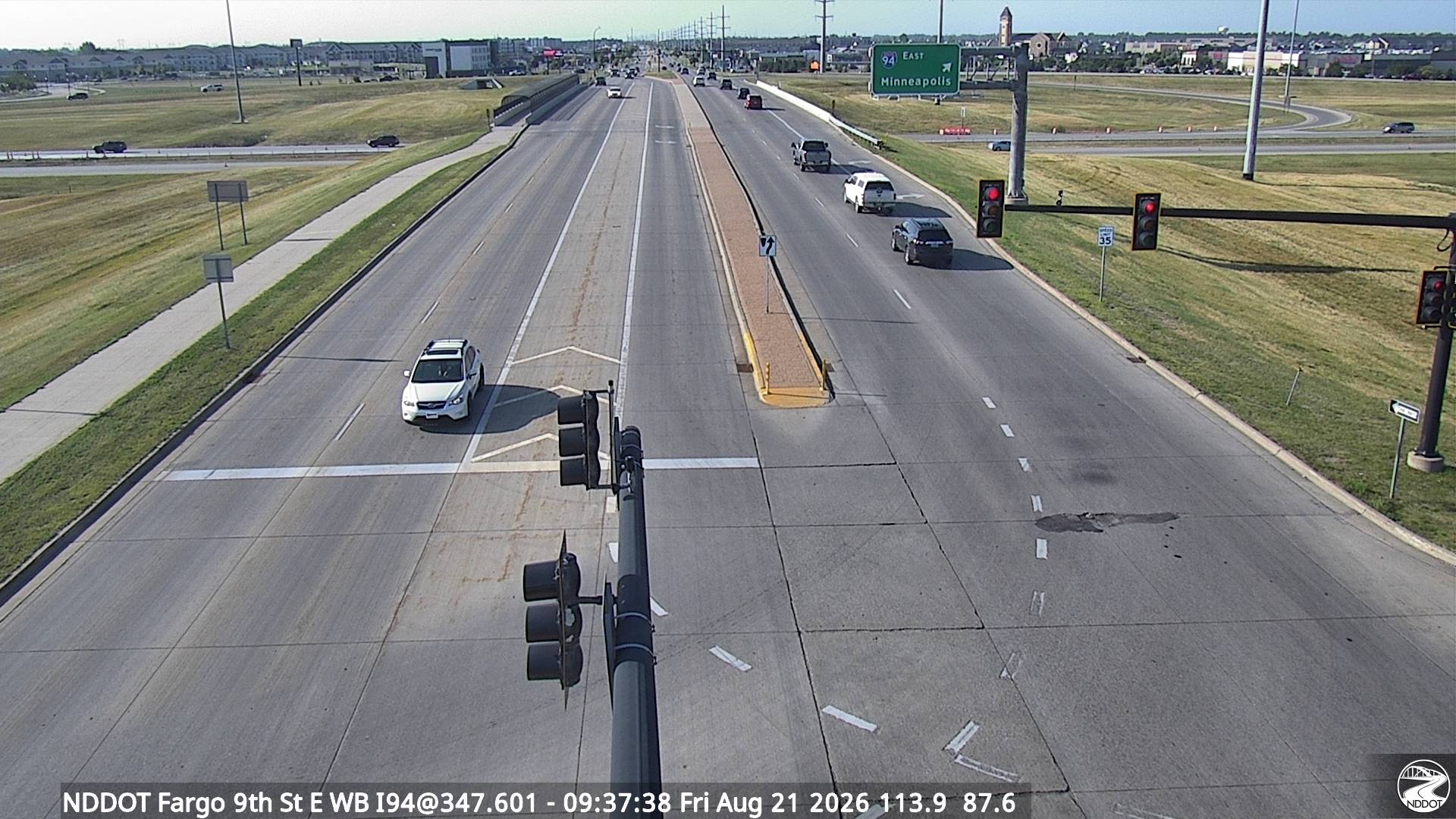 Webcam view of I-94 at 9th Street in Fargo, North Dakota
