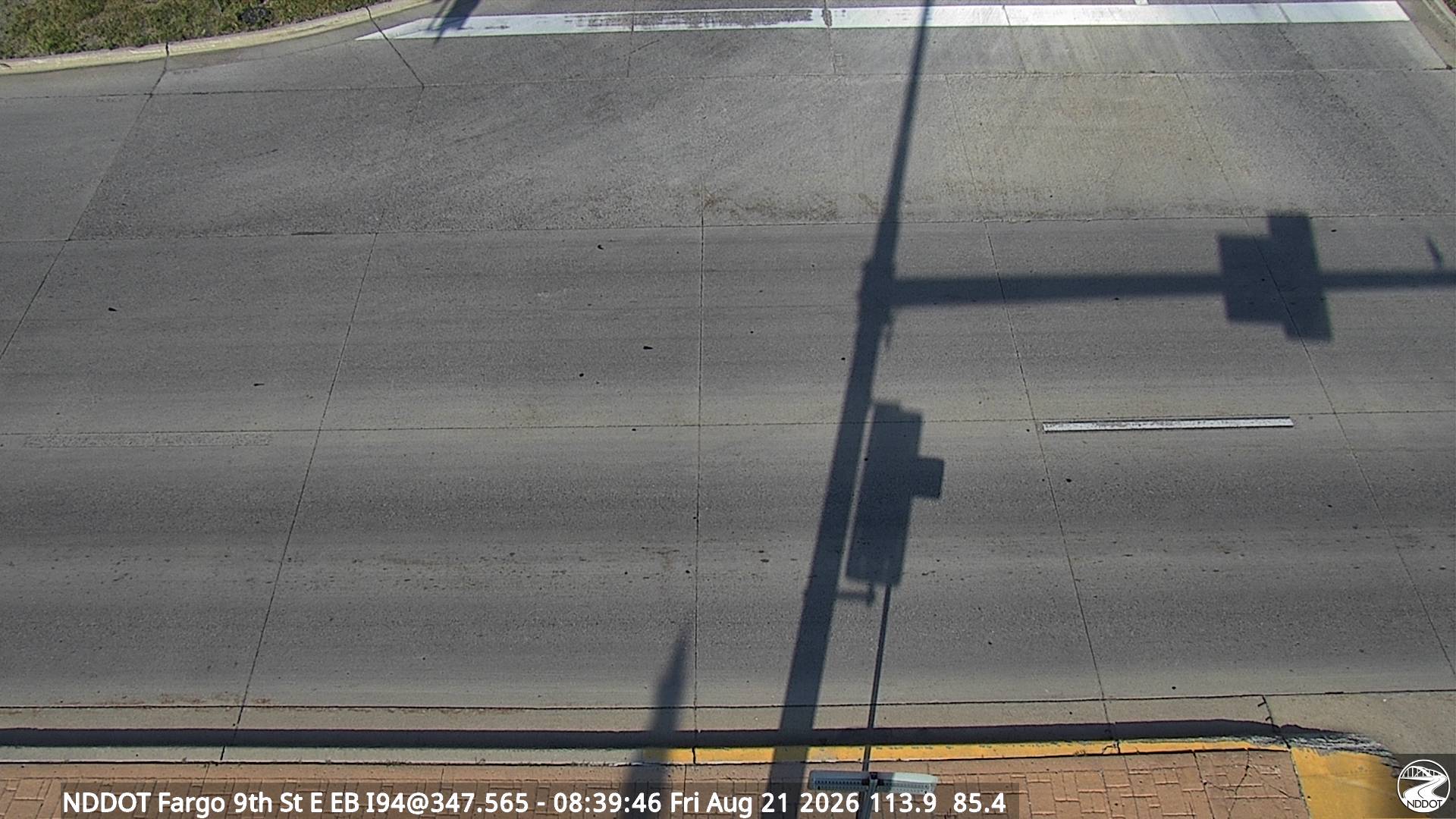 Webcam view of I-94 at 9th Street in Fargo, North Dakota