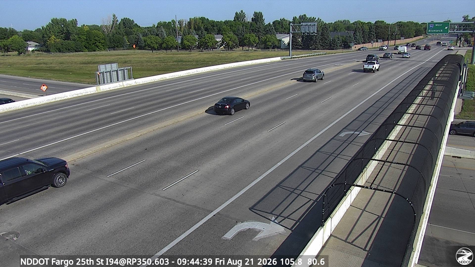 Webcam view of I-94 at 25th Street in Fargo, North Dakota