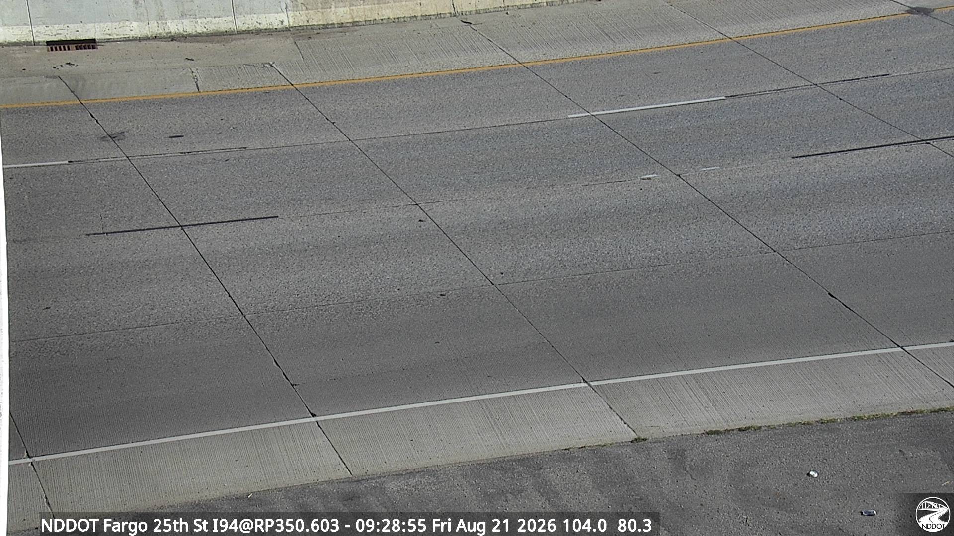 Webcam view of I-94 at 25th Street in Fargo, North Dakota