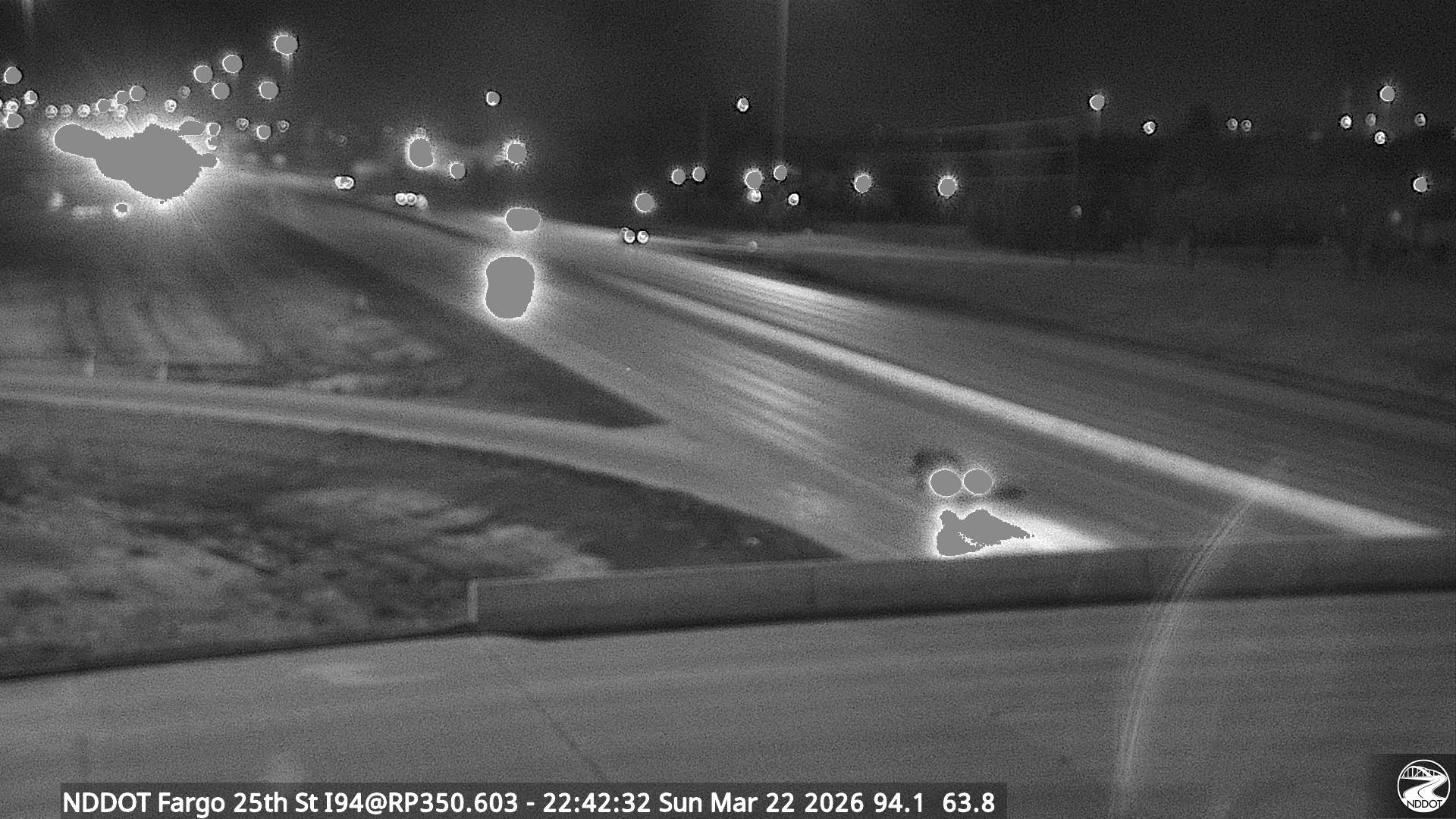 Fargo 25th St - West (I 94 MP 350.603) live webcam