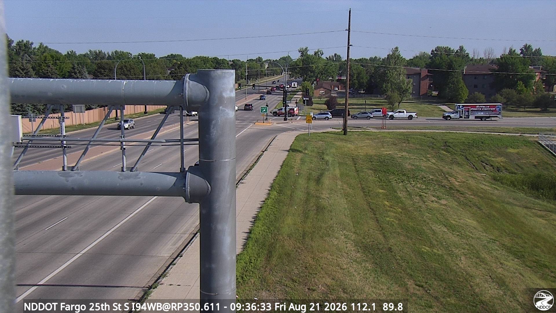 Webcam view of I-94 at 25th Street in Fargo, North Dakota