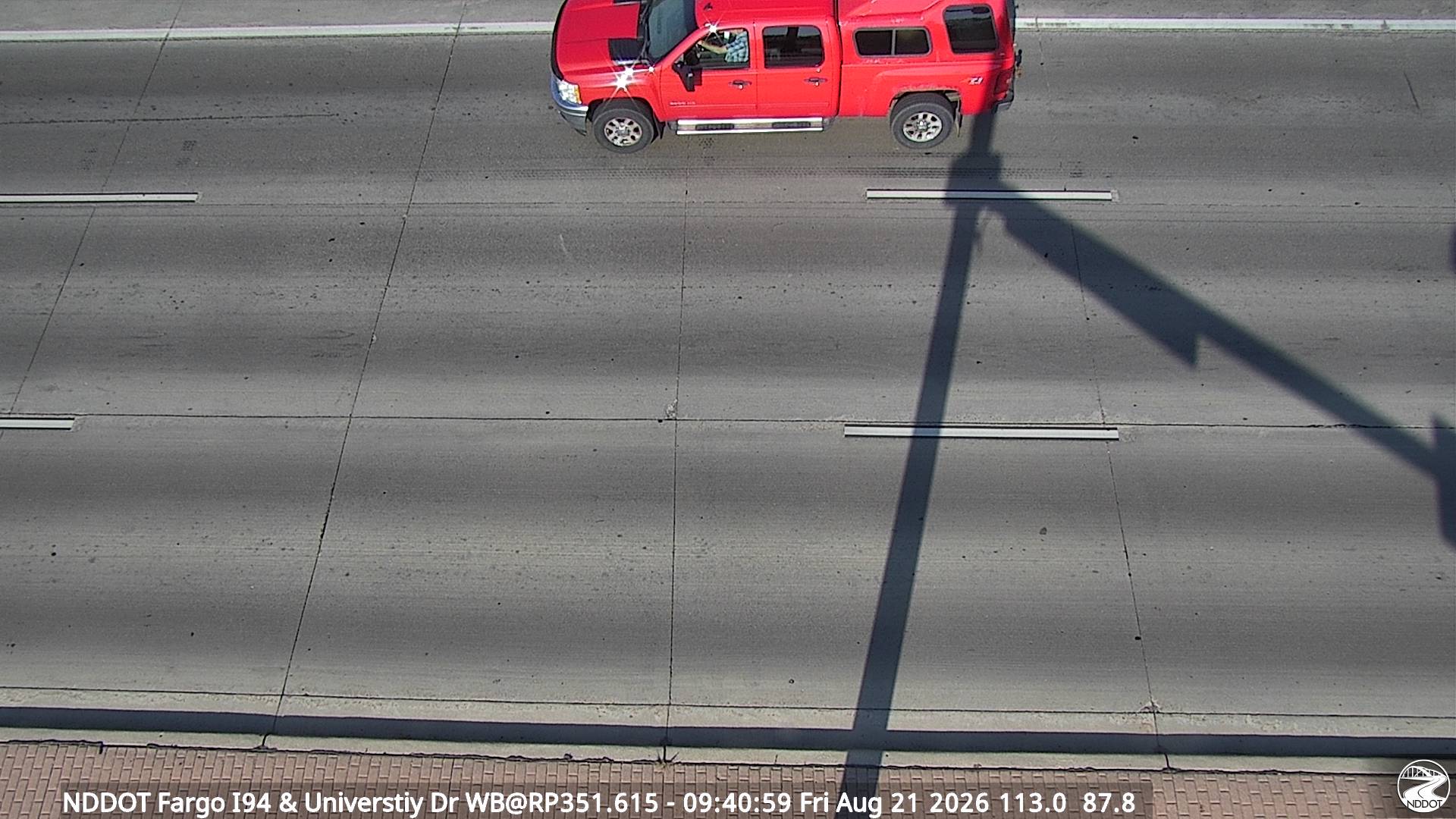 Webcam view of I-94 at University Drive in Fargo, North Dakota