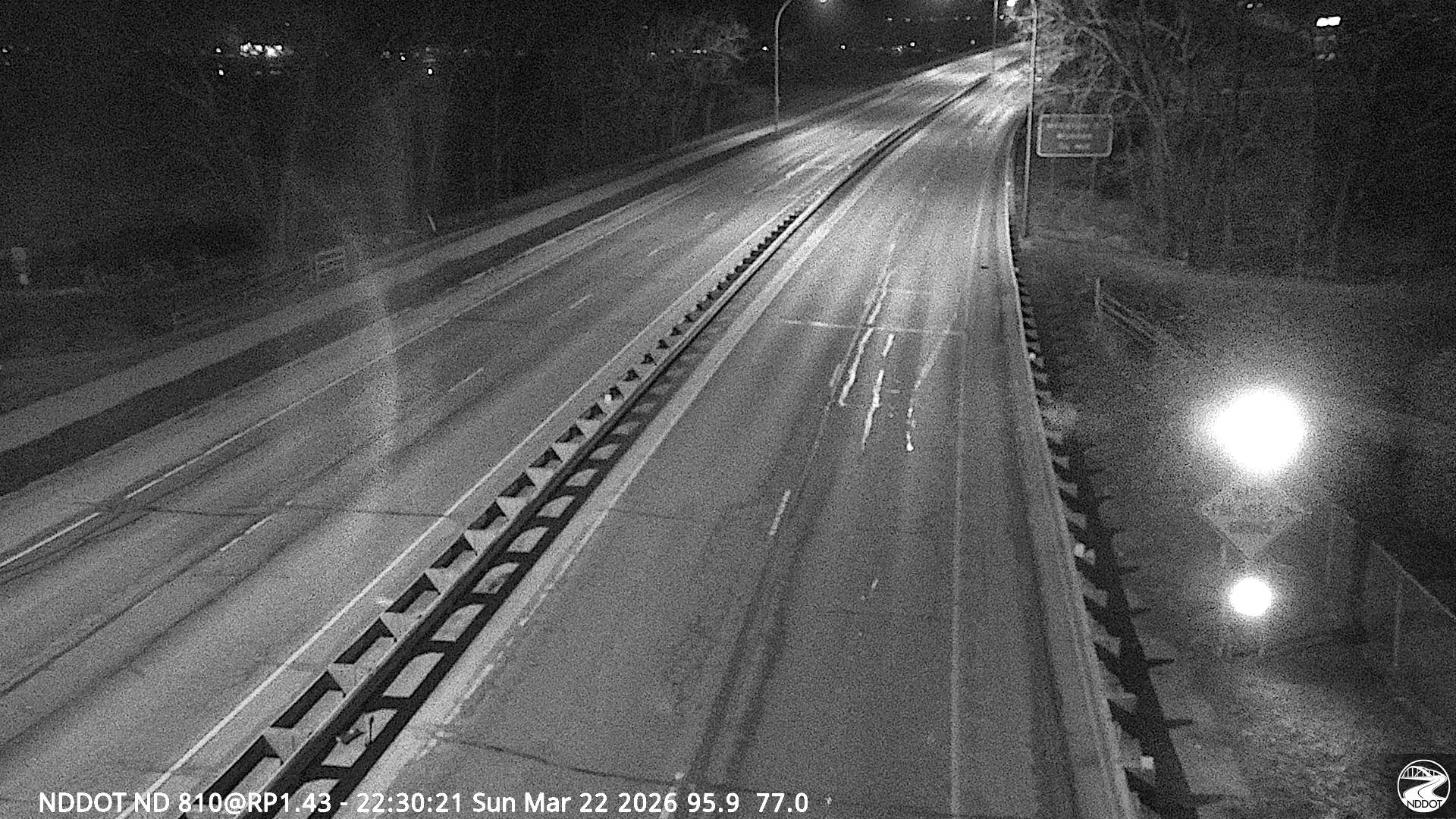 Bismarck Expressway - West (ND-810 MP 1.43) live webcam