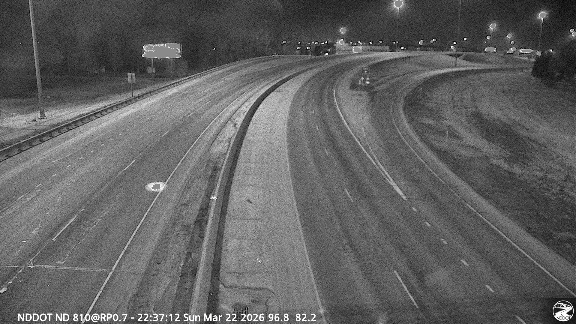 Mandan Mckenzie Dr - West (ND-810 MP 0.7) live webcam