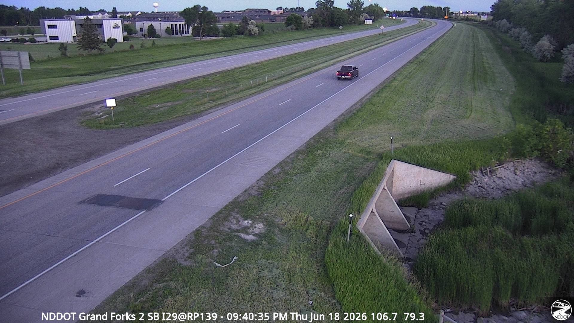 Grand Forks South Bound - South (I 29 MP 139.18) - NDDOT